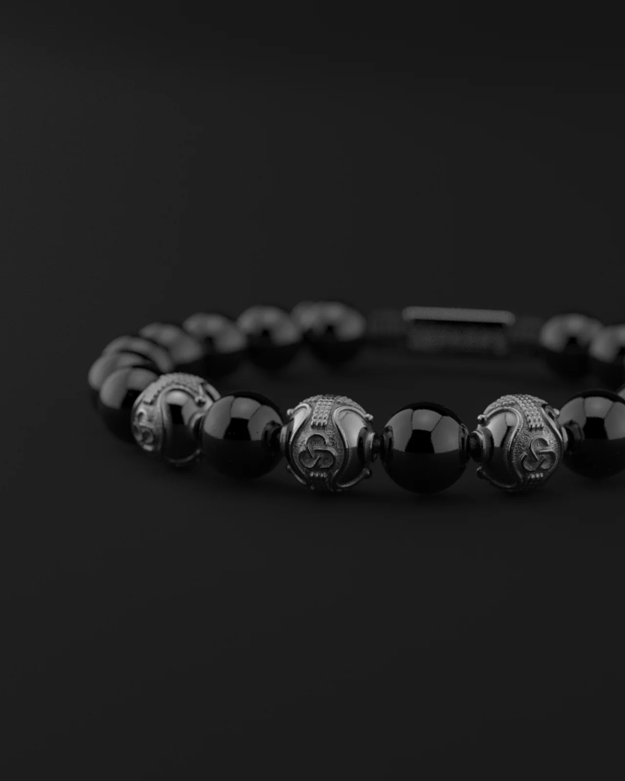 Onyx Bracelet 10mm | Premium - Image 20